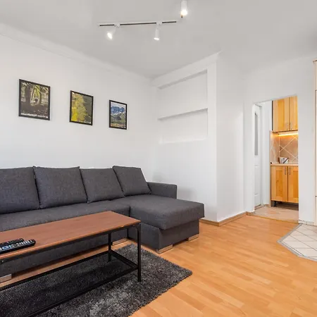 Raclawicka 42 By Homeprime Apartment Warsaw