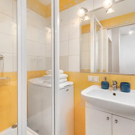 Raclawicka 42 By Homeprime Варшава