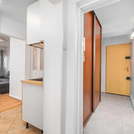 Apartment Raclawicka 42 By Homeprime *