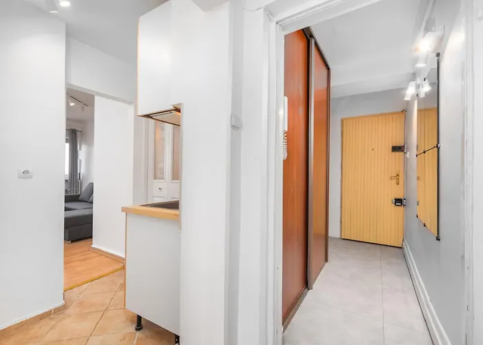 Daire Raclawicka 42 By Homeprime *